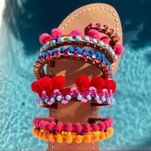 Mystique sandals NWT 👙🕶🌞 pom pom boho beaded